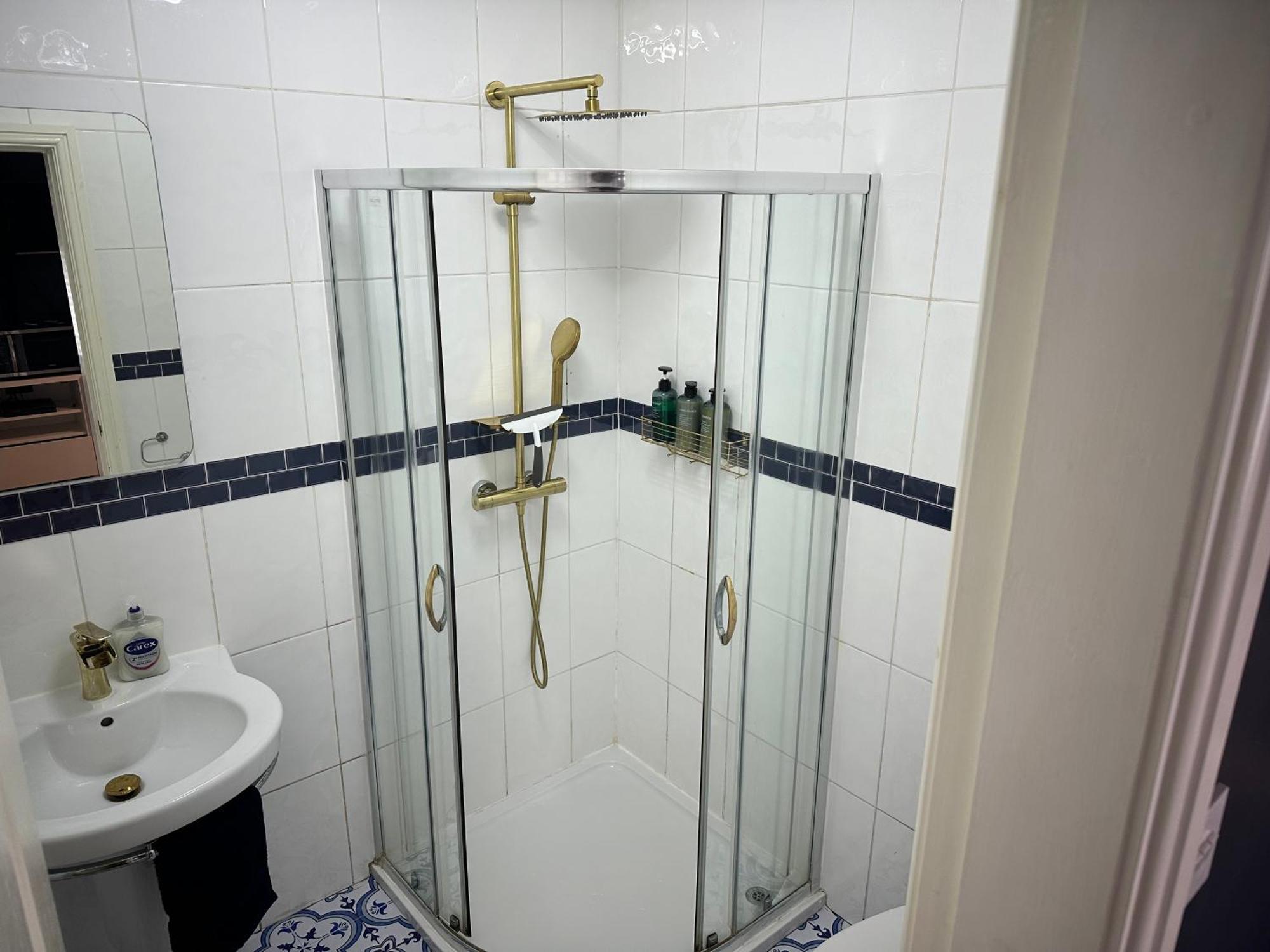 Lux Akinle Residence Nottingham Esterno foto