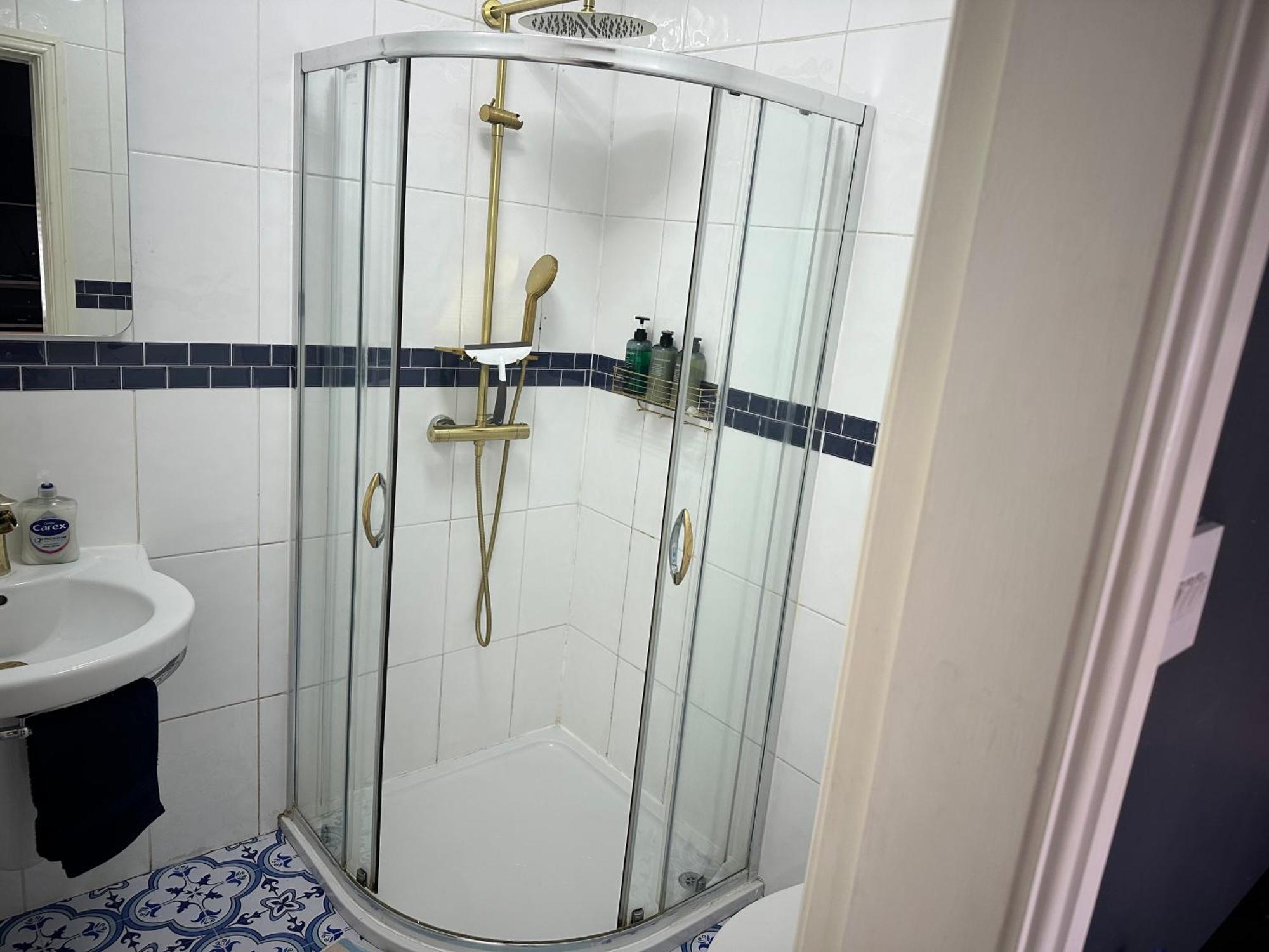 Lux Akinle Residence Nottingham Esterno foto